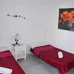 Linda Hotel