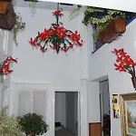 Hotel Linda 2*